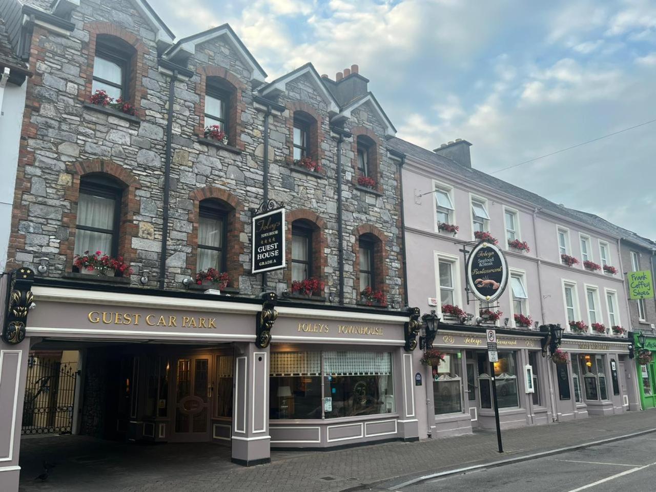 Foley'S Townhouse Killarney Hotel Exterior photo
